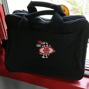 Toppers canvas attache Never used